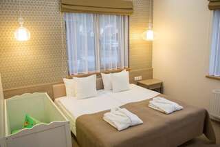 Отель Goda Hotel & Spa Друскининкай Просторный двухместный номер с 1 кроватью и правом посещения спа-центра-1